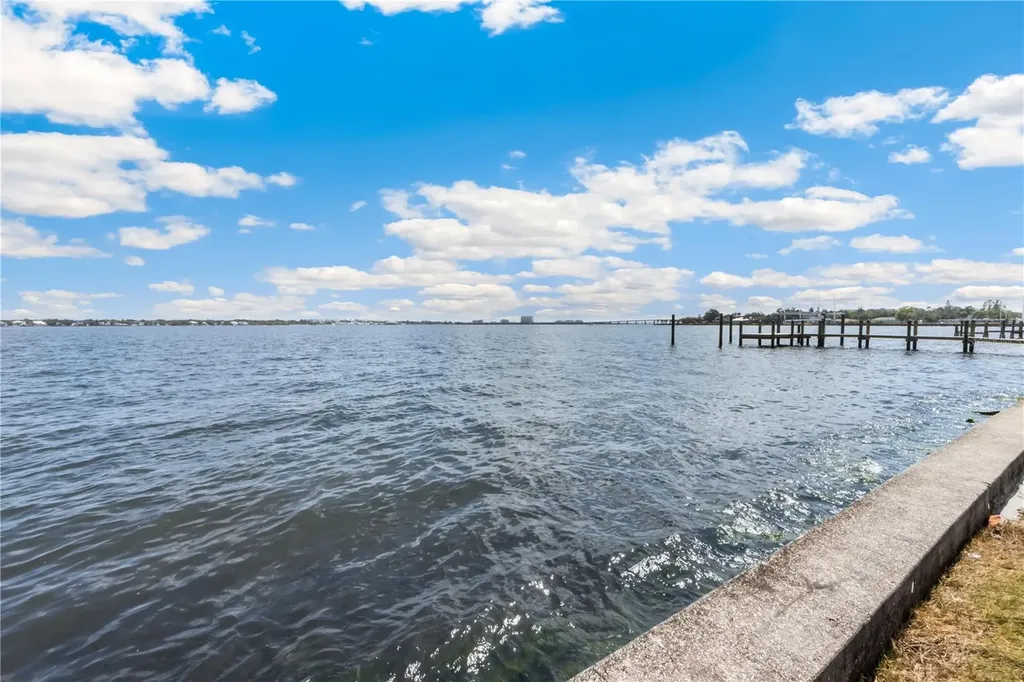 2305 Riverview Boulevard Bradenton FL 34205