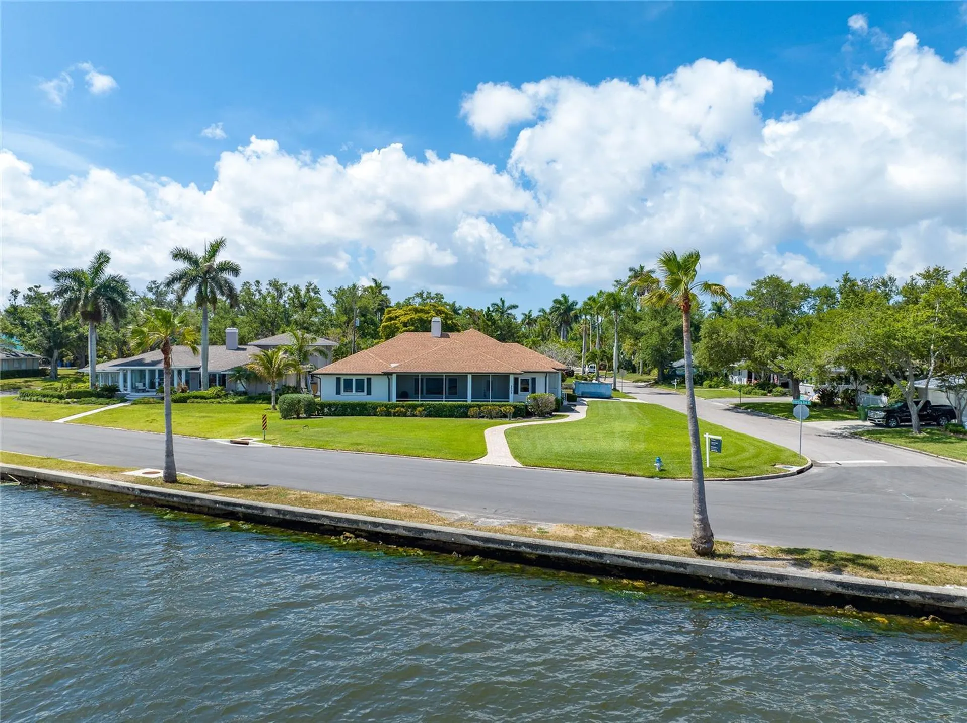 2305 Riverview Boulevard Bradenton FL 34205