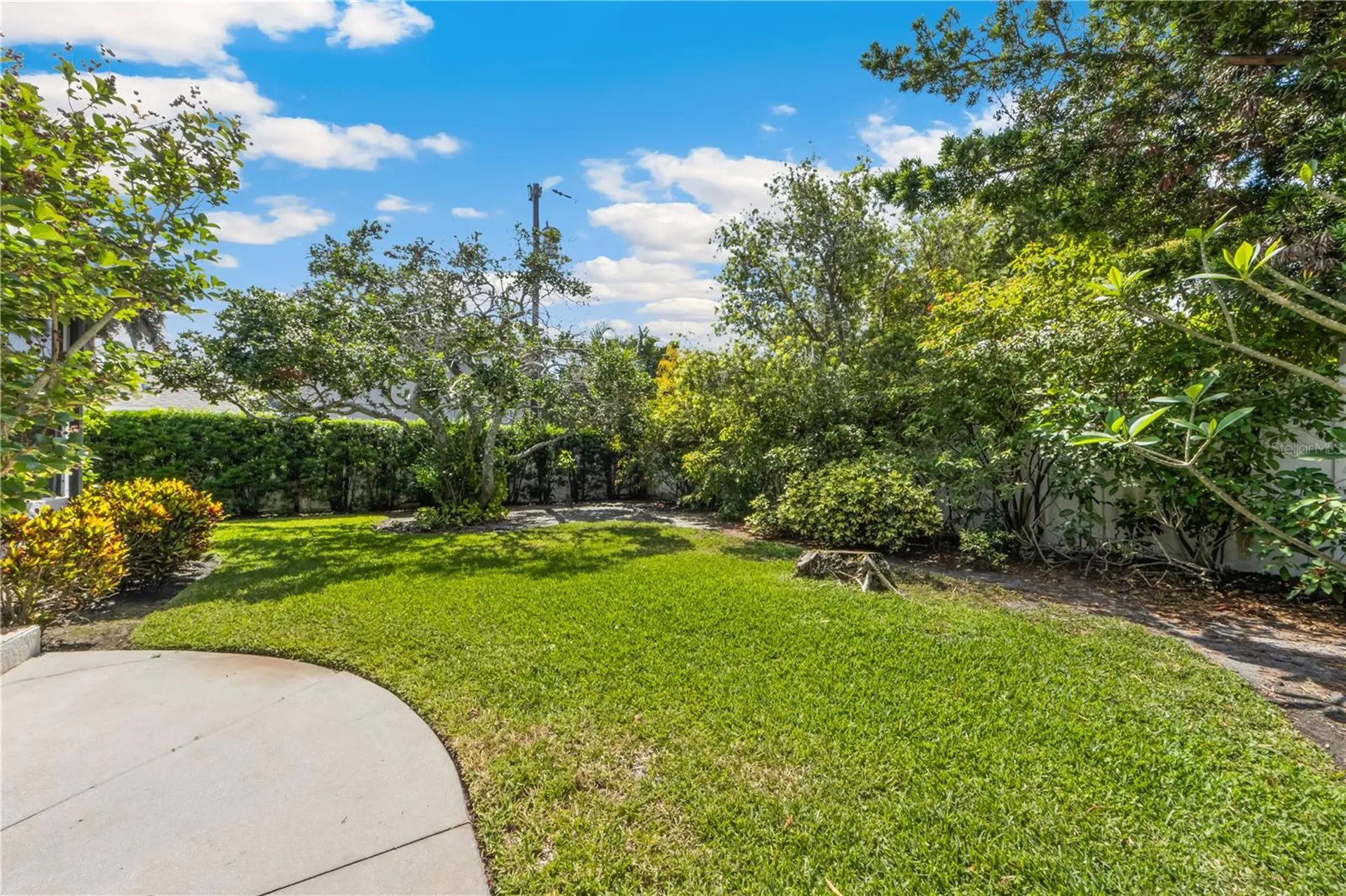 2305 Riverview Boulevard Bradenton FL 34205