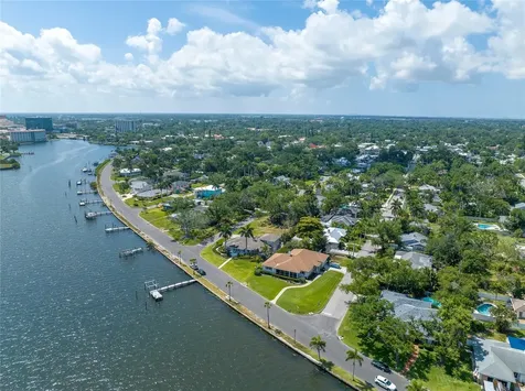 2305 Riverview Boulevard Bradenton FL 34205