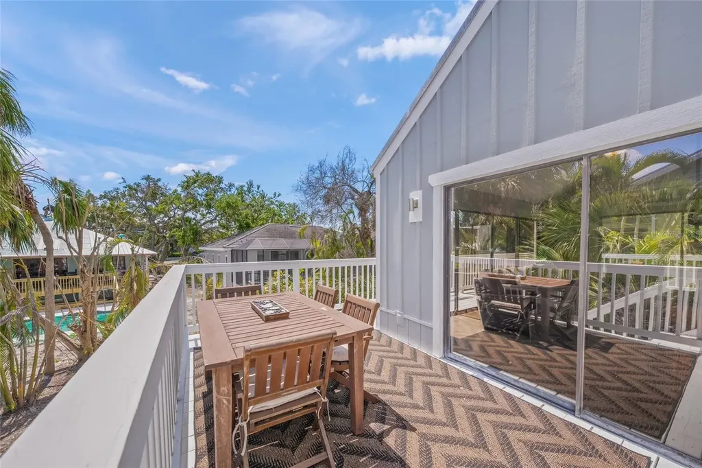 1256 Riegels Landing Drive Sarasota FL 34242