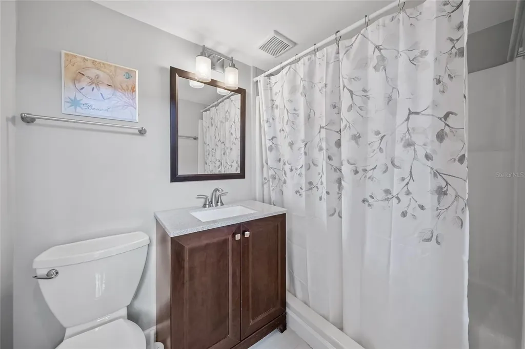 1256 Riegels Landing Drive Sarasota FL 34242