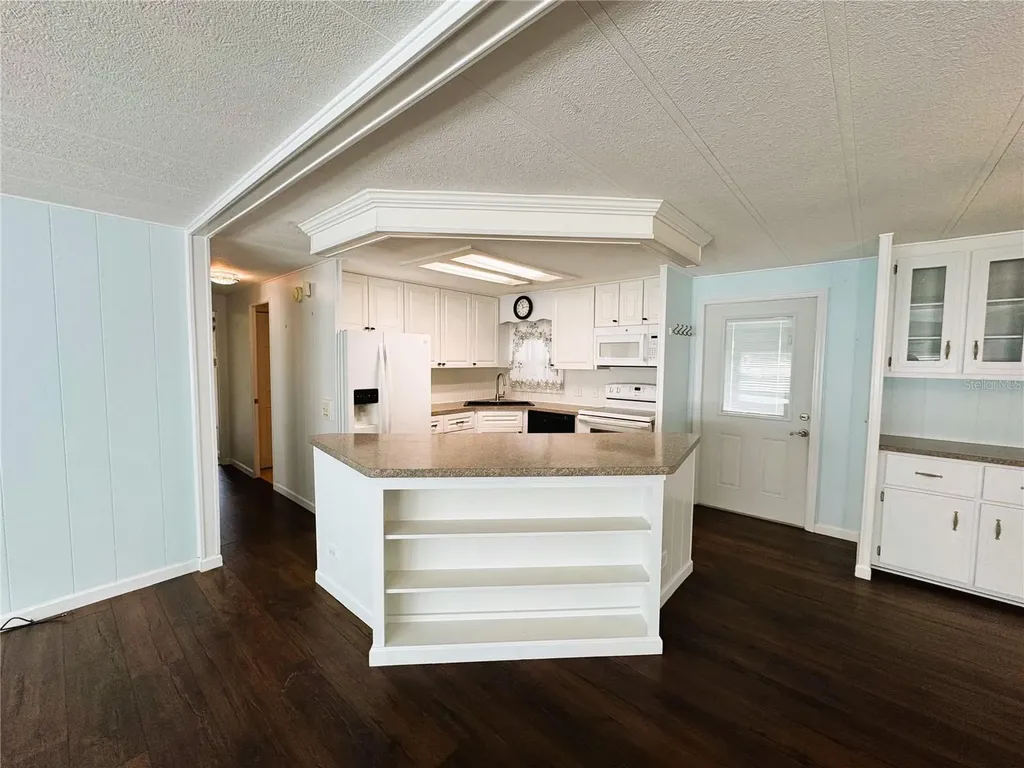 139 Royal Palm Drive Leesburg FL 34748