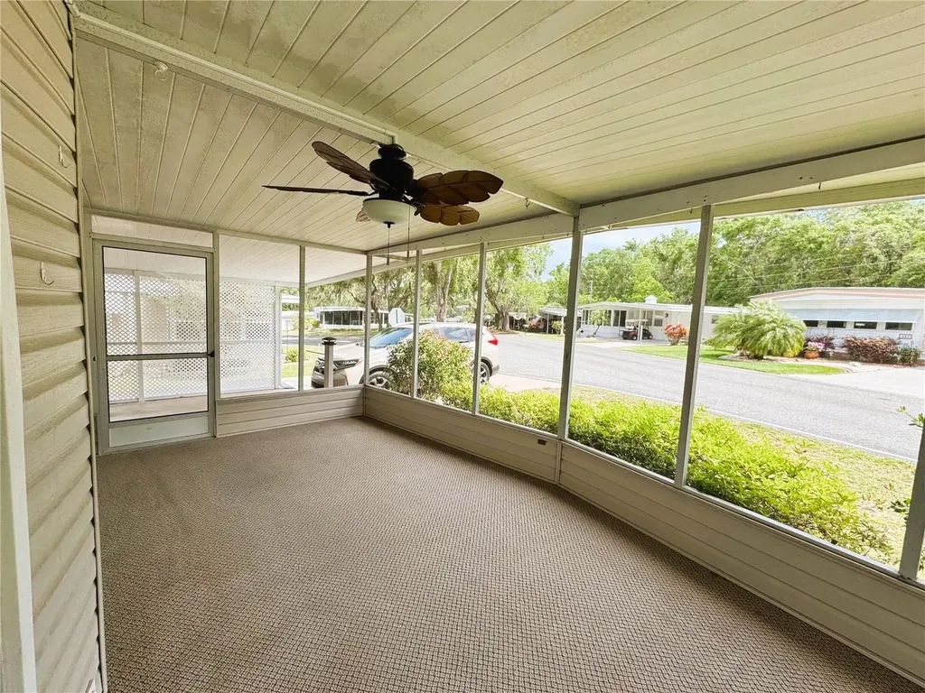 139 Royal Palm Drive Leesburg FL 34748