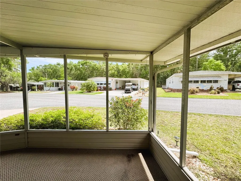 139 Royal Palm Drive Leesburg FL 34748