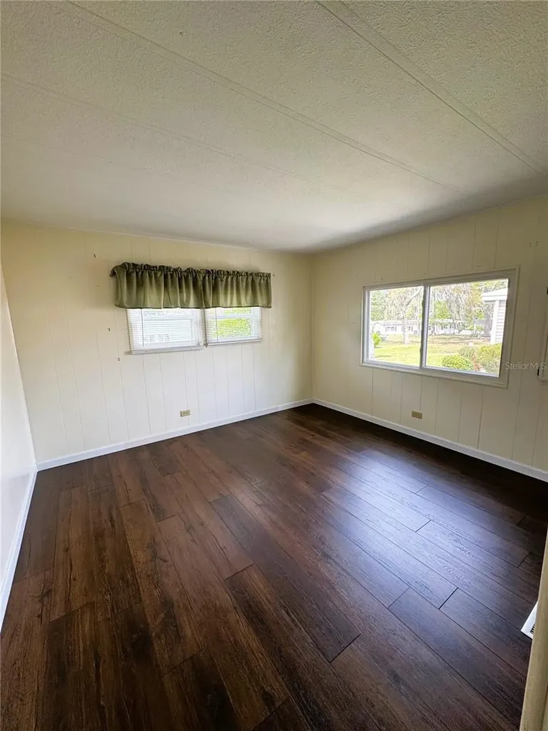 139 Royal Palm Drive Leesburg FL 34748