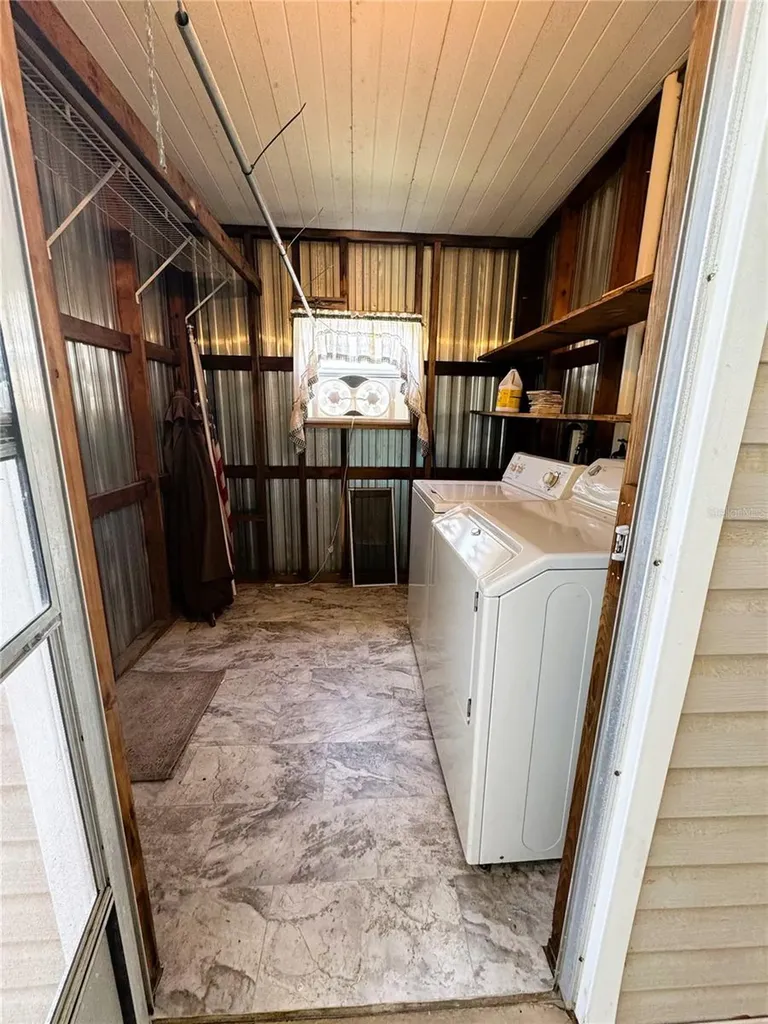 139 Royal Palm Drive Leesburg FL 34748