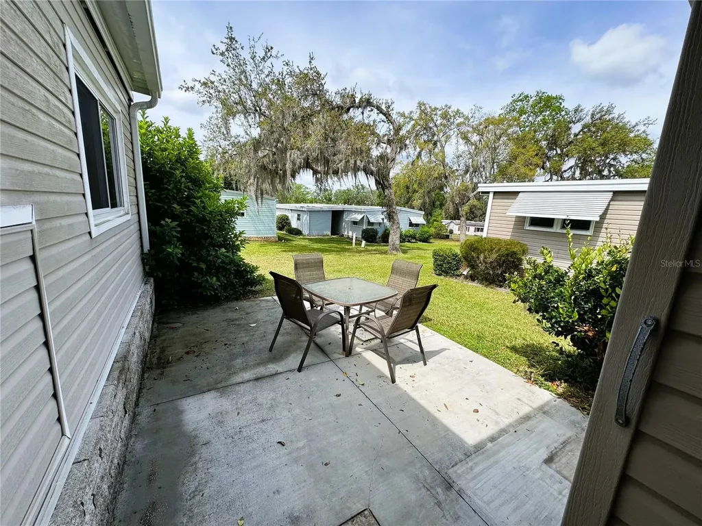 139 Royal Palm Drive Leesburg FL 34748