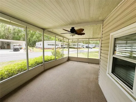 139 Royal Palm Drive Leesburg FL 34748