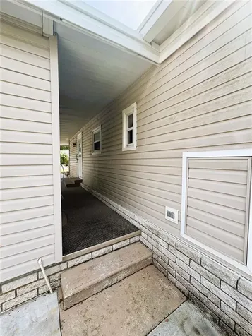 139 Royal Palm Drive Leesburg FL 34748
