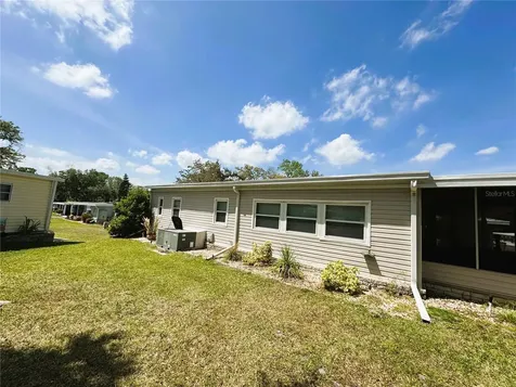 139 Royal Palm Drive Leesburg FL 34748