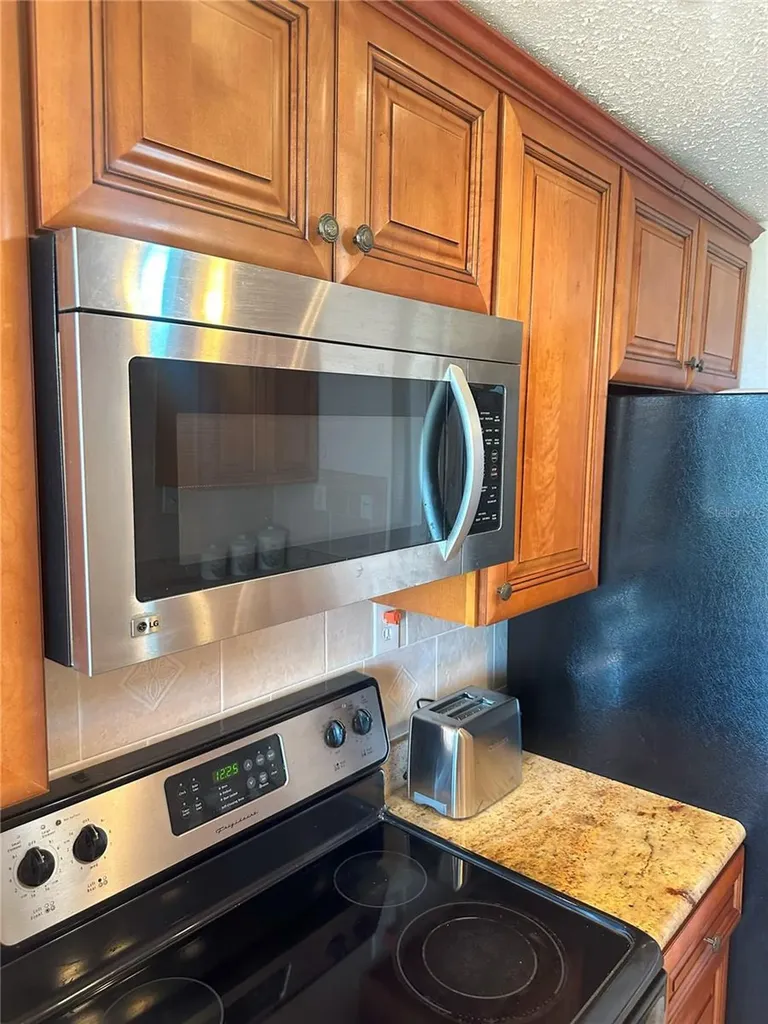 400 Island Way Clearwater Beach FL 33767