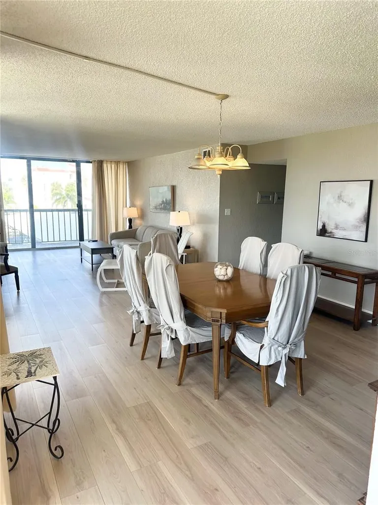 400 Island Way Clearwater Beach FL 33767