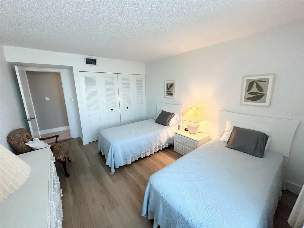 400 Island Way Clearwater Beach FL 33767