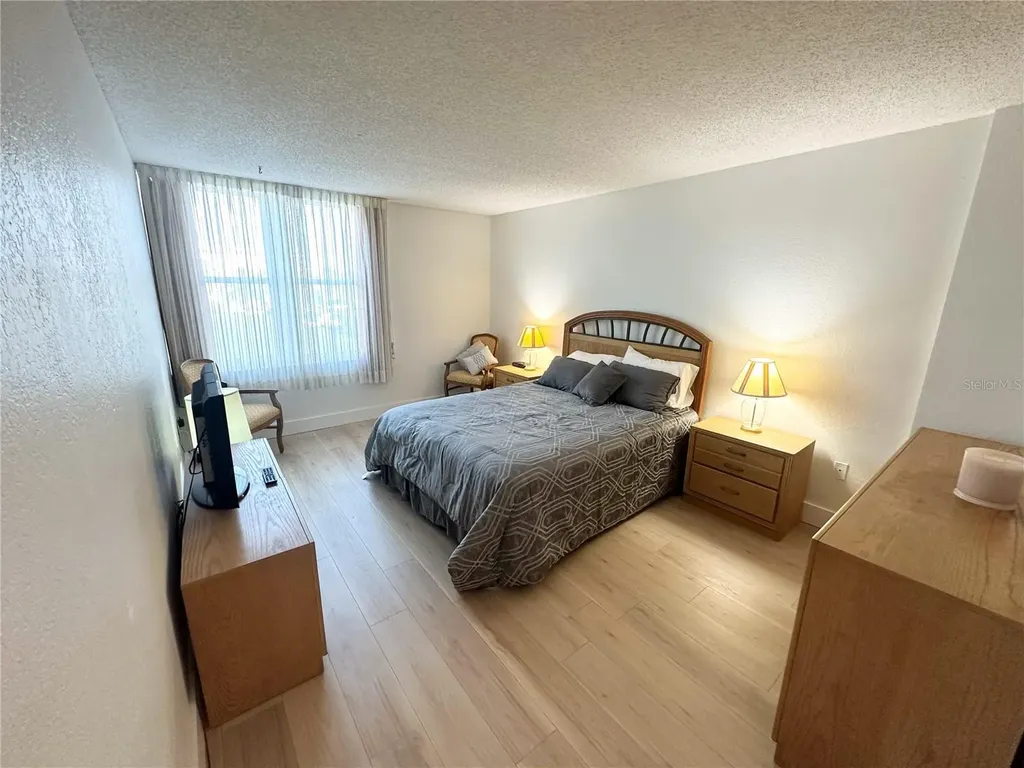 400 Island Way Clearwater Beach FL 33767