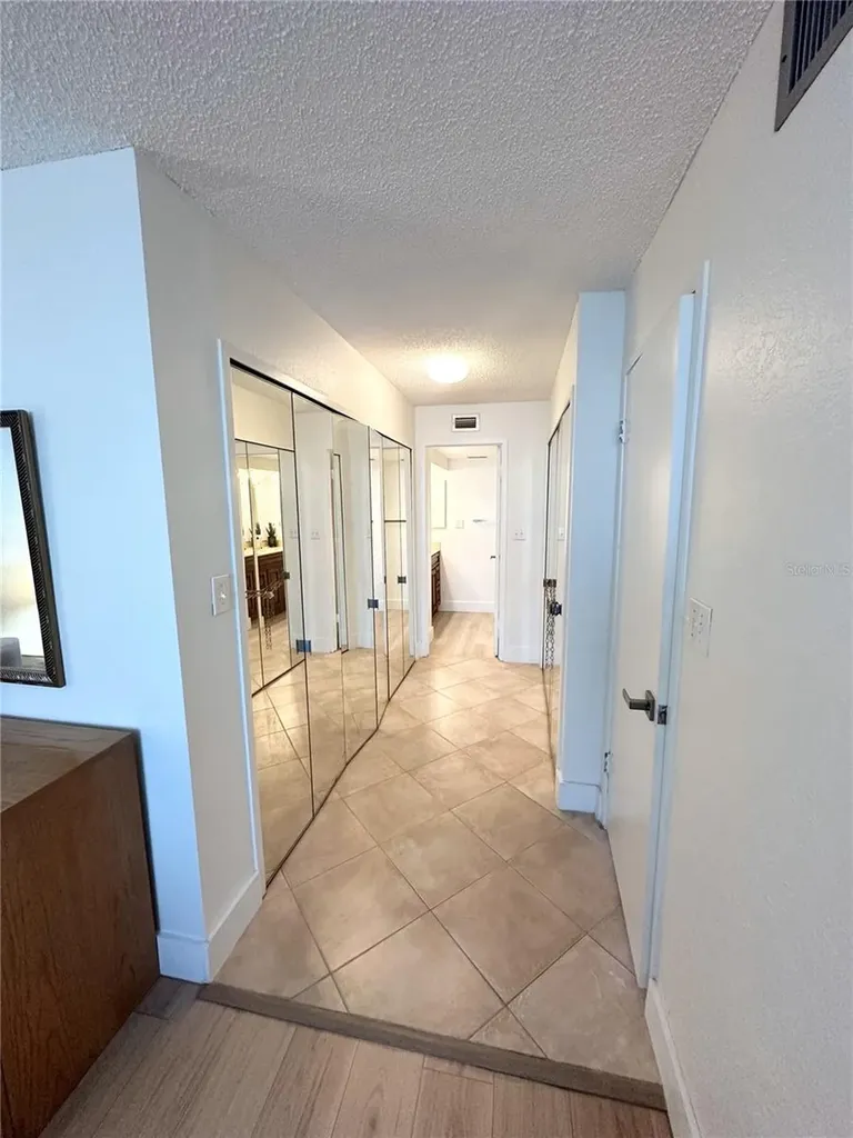 400 Island Way Clearwater Beach FL 33767