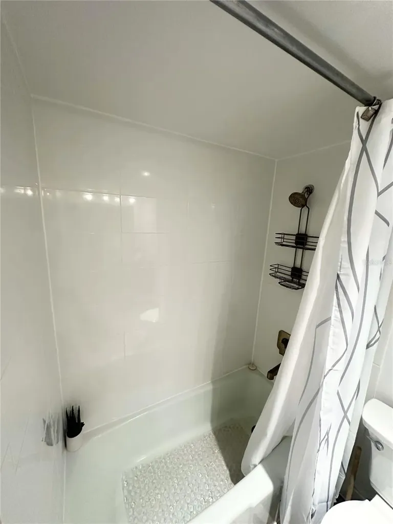 400 Island Way Clearwater Beach FL 33767