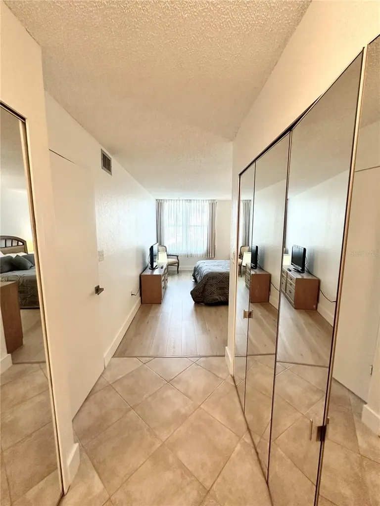 400 Island Way Clearwater Beach FL 33767