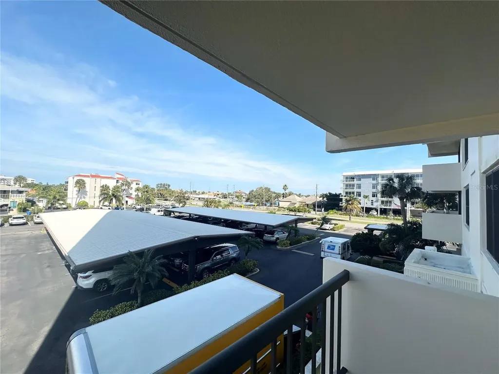 400 Island Way Clearwater Beach FL 33767
