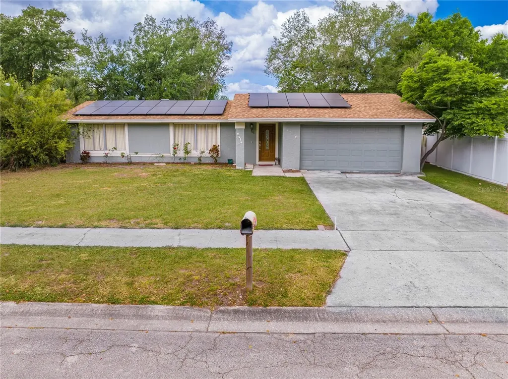 2336 Meadow Court Kissimmee FL 34744