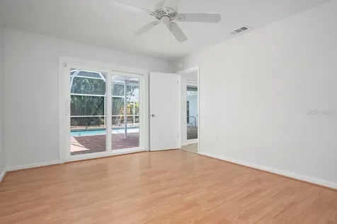 5523 Scotia Place Sarasota FL 34231