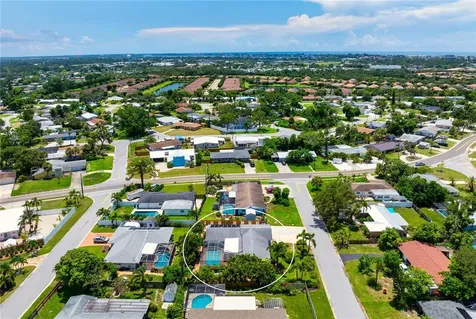 5523 Scotia Place Sarasota FL 34231