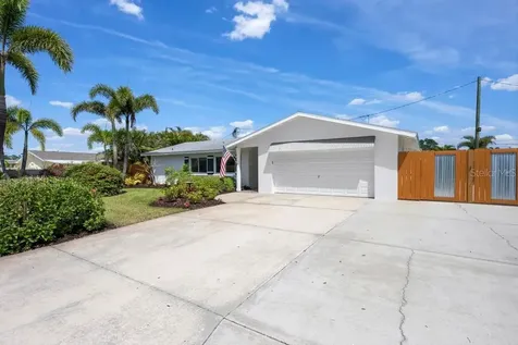 5523 Scotia Place Sarasota FL 34231