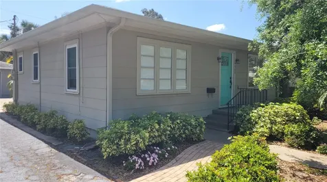 4968 17th Avenue N St Petersburg FL 33710