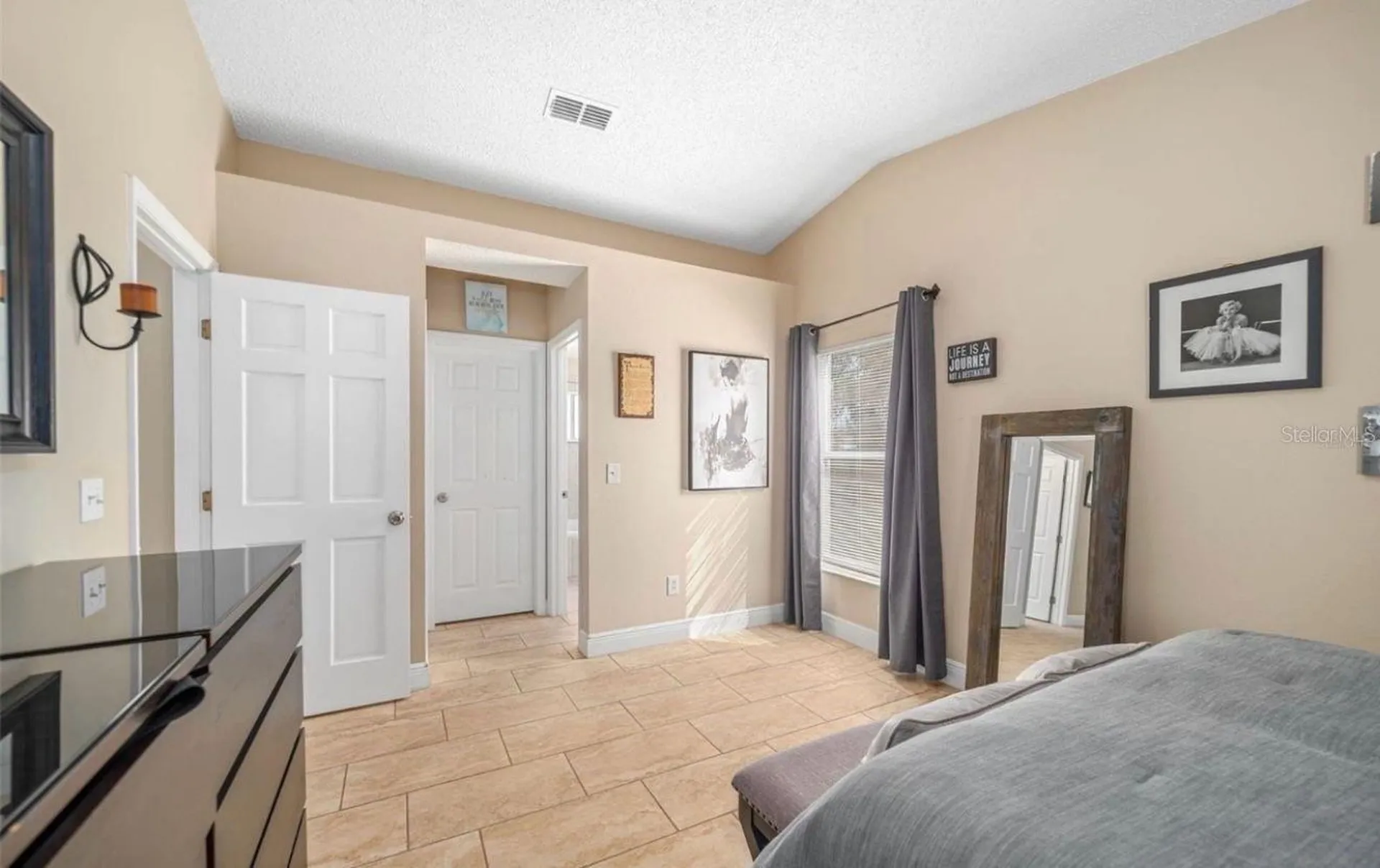 2733 Mayer Street Orlando FL 32806