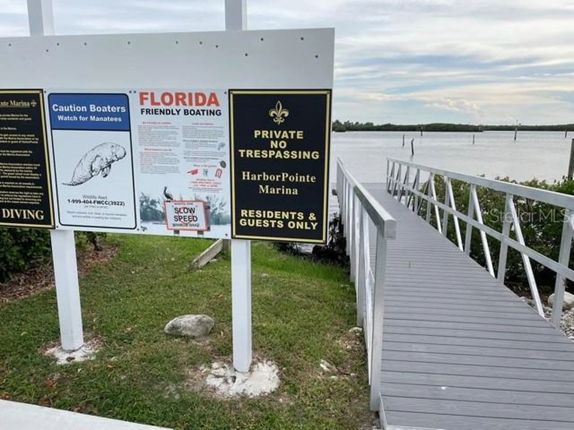 2042 N Pointe Alexis Drive Tarpon Springs FL 34689