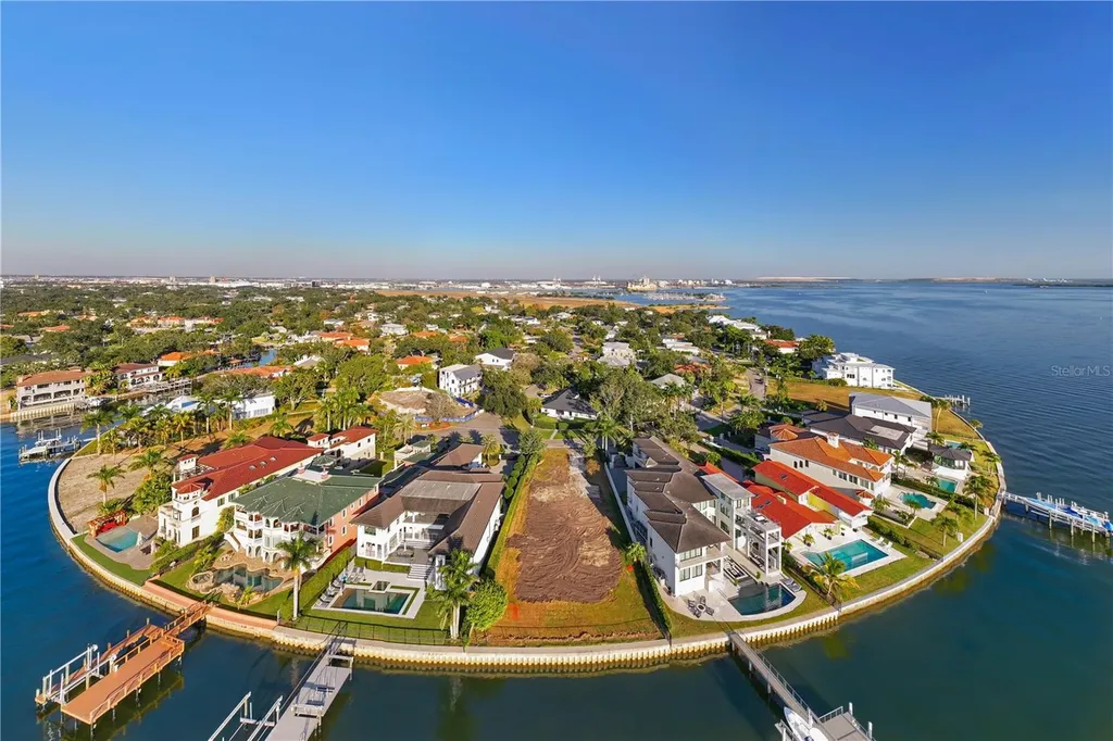 80 Martinique Avenue Tampa FL 33606