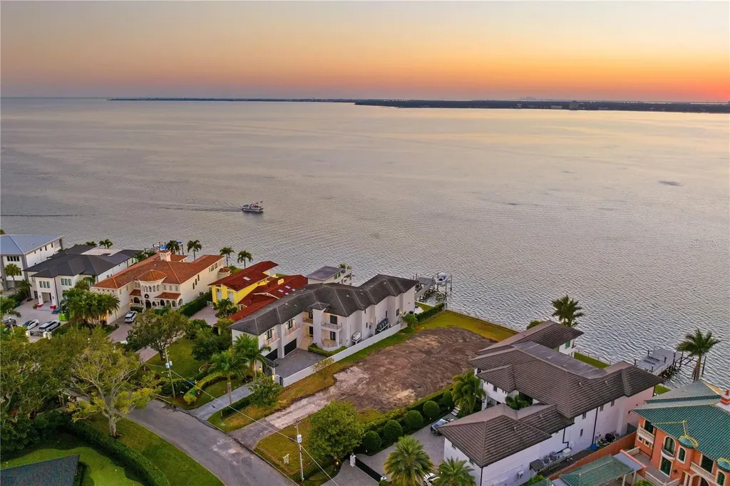80 Martinique Avenue Tampa FL 33606