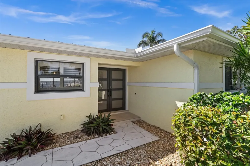 1600 Edith Esplanade Cape Coral FL 33904