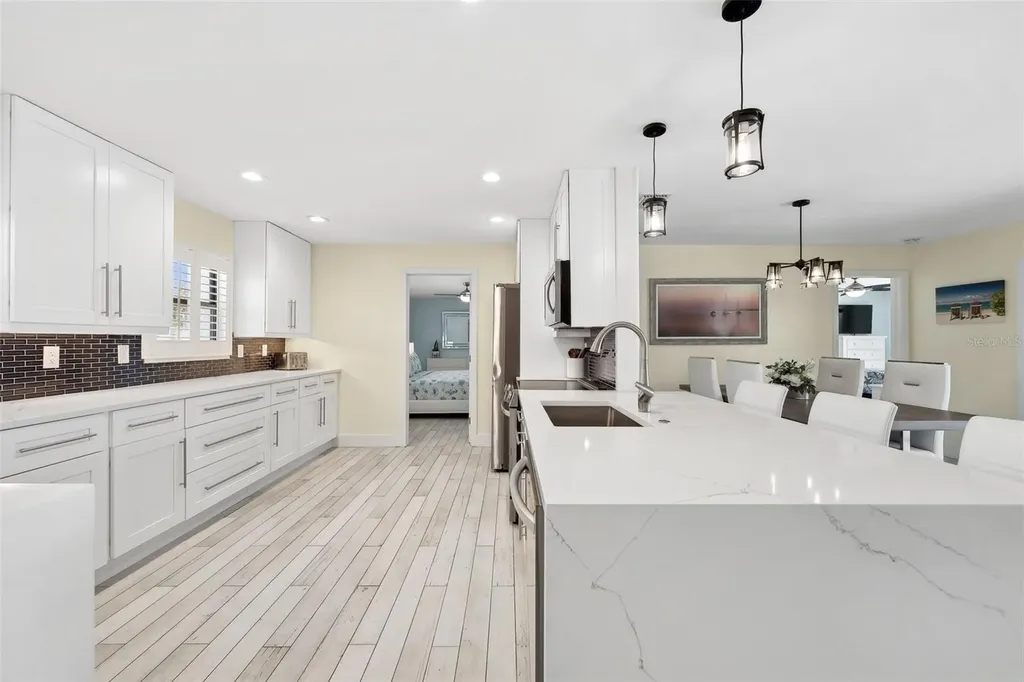 1600 Edith Esplanade Cape Coral FL 33904