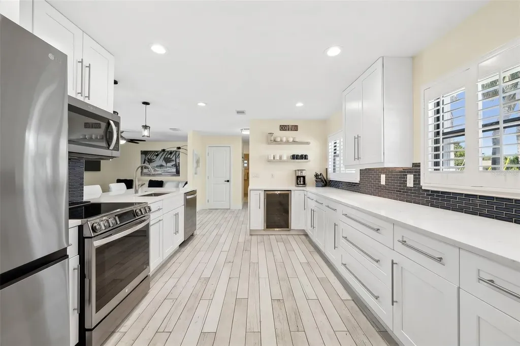 1600 Edith Esplanade Cape Coral FL 33904