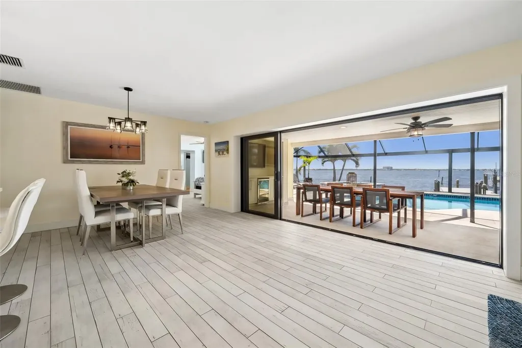 1600 Edith Esplanade Cape Coral FL 33904