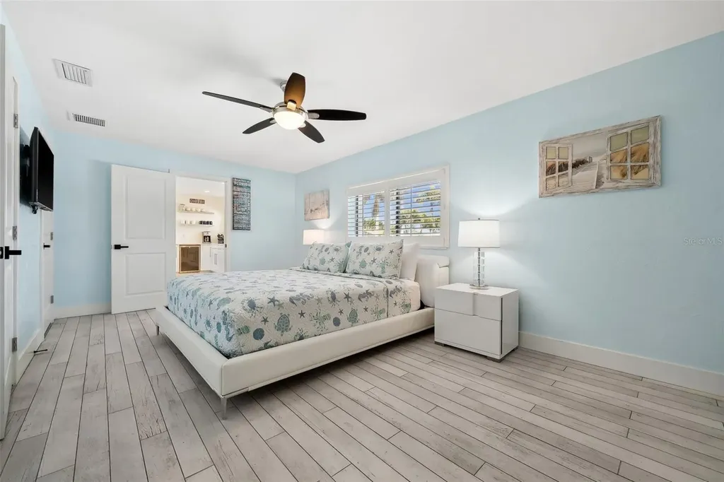 1600 Edith Esplanade Cape Coral FL 33904