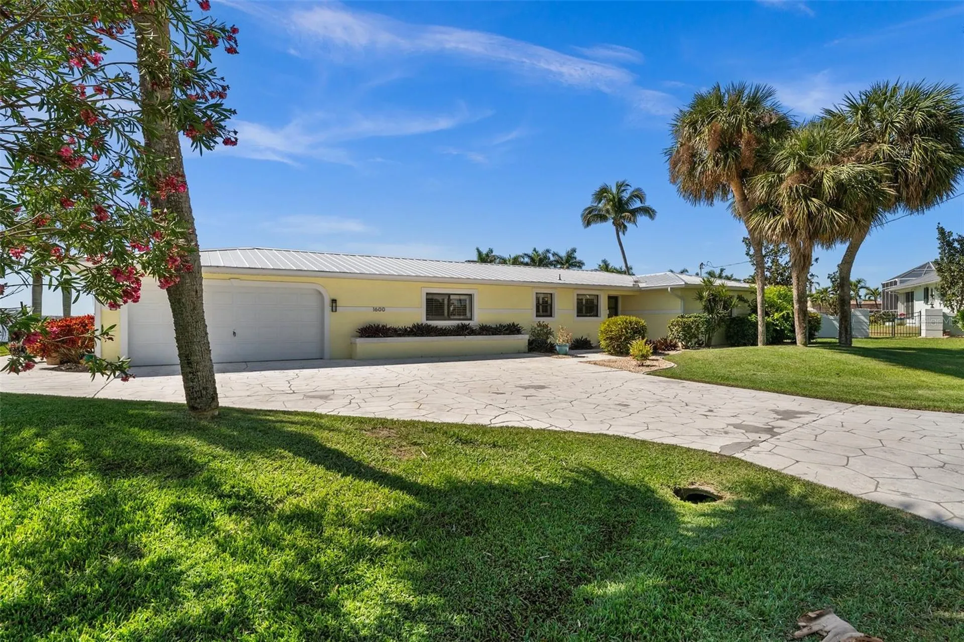 1600 Edith Esplanade Cape Coral FL 33904