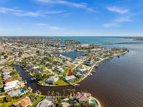 1600 Edith Esplanade Cape Coral FL 33904