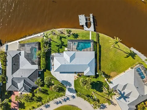 1600 Edith Esplanade Cape Coral FL 33904
