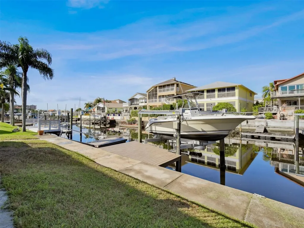 6241 Bayside Drive New Port Richey FL 34652