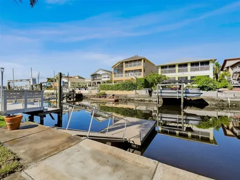 6241 Bayside Drive New Port Richey FL 34652