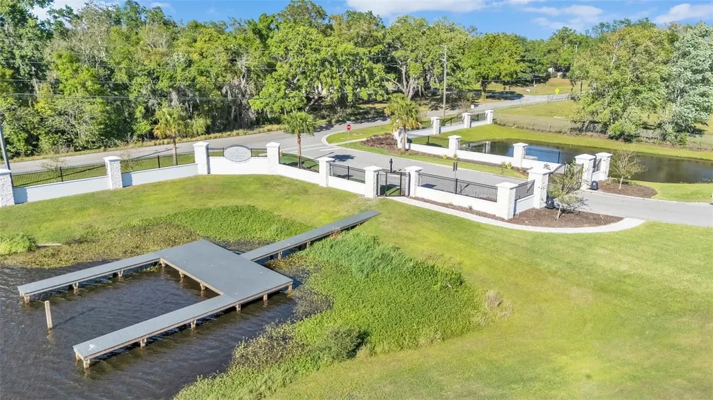 5472 Shoreview Drive Lakeland FL 33809