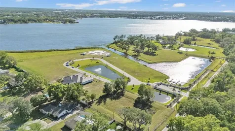 5472 Shoreview Drive Lakeland FL 33809