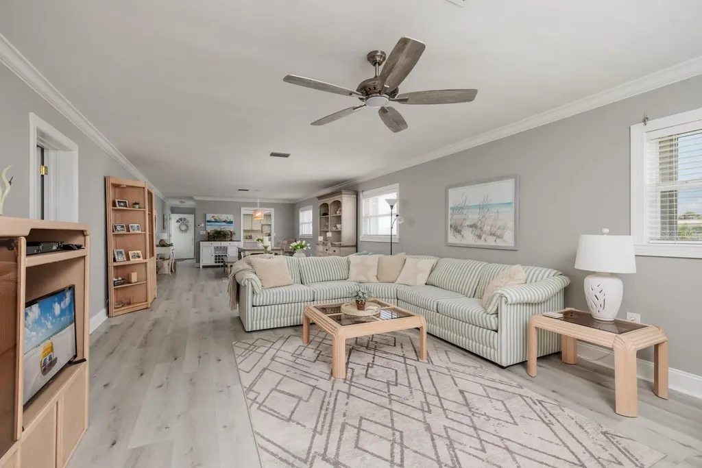 6161 Gulf Winds Drive St Pete Beach FL 33706