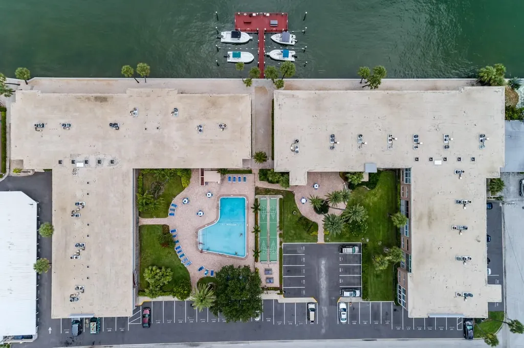 6161 Gulf Winds Drive St Pete Beach FL 33706