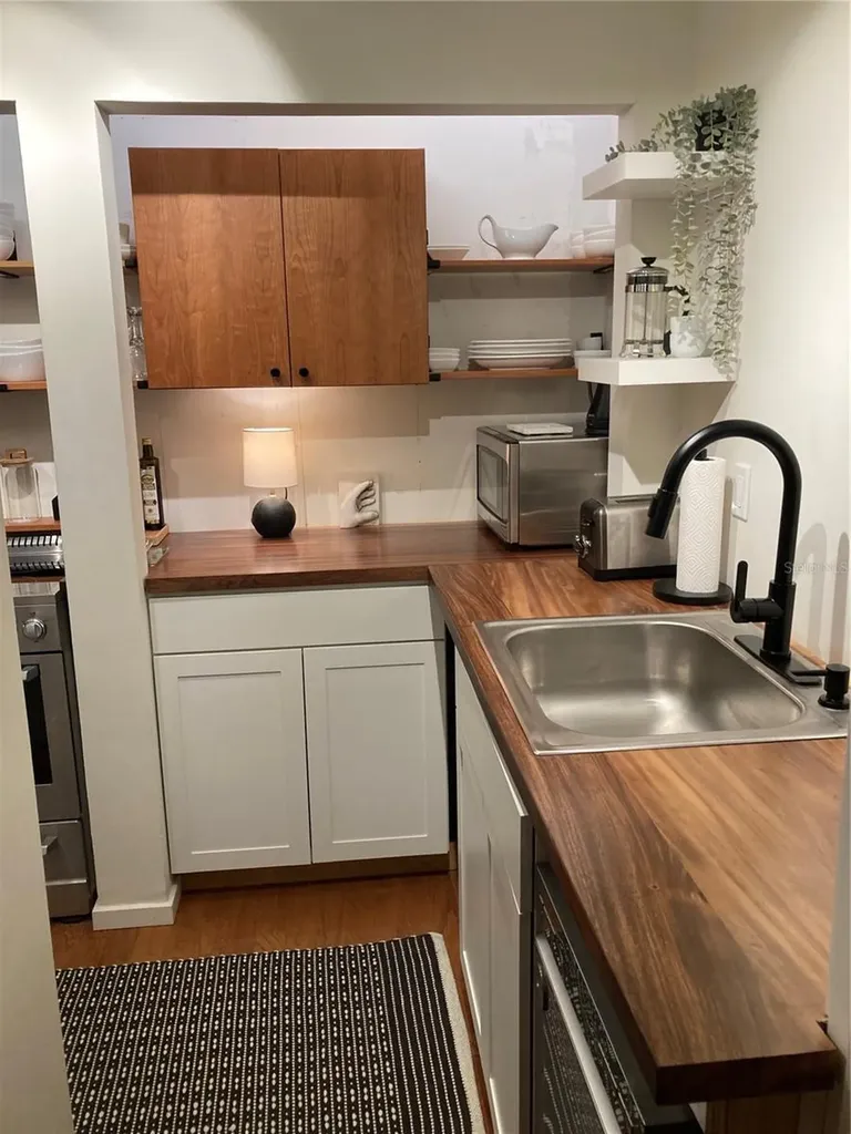 4408 Midnight Pass Road Sarasota FL 34242