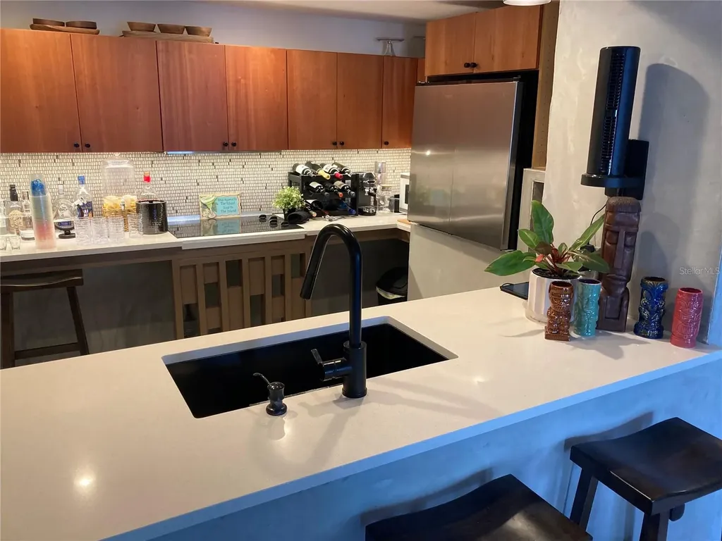 4408 Midnight Pass Road Sarasota FL 34242