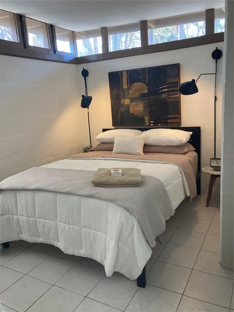 4408 Midnight Pass Road Sarasota FL 34242