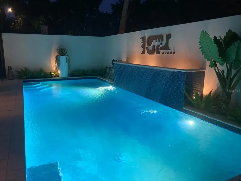 4408 Midnight Pass Road Sarasota FL 34242